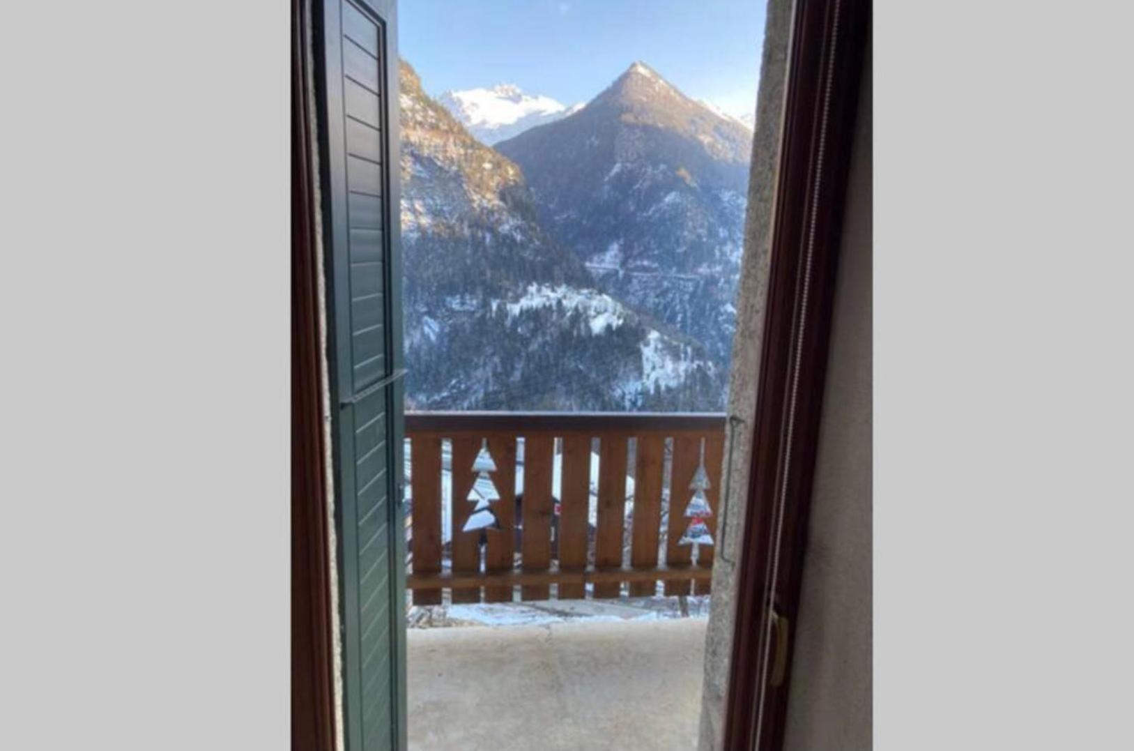 Bel Appartement 2.5 Pieces Avec Balcon, Magnifique Vue Sur Le Glacier Des Grands Finhaut Bagian luar foto